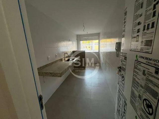 Apartamento para Venda em Cabo Frio/RJ Palmeiras 2 Quartos