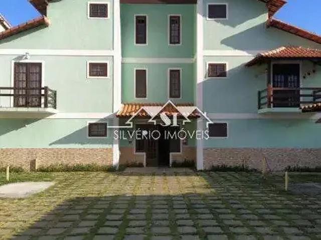 Apartamento para Venda em Cabo Frio/RJ Peró 4 Quartos