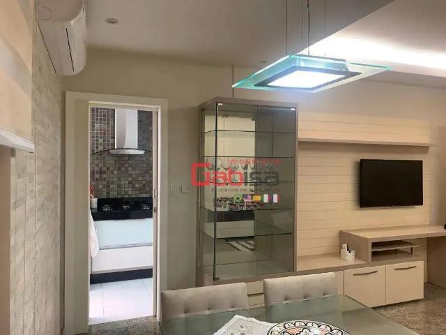 Apartamento para Venda em Cabo Frio/RJ Praia do Forte 2 Quartos