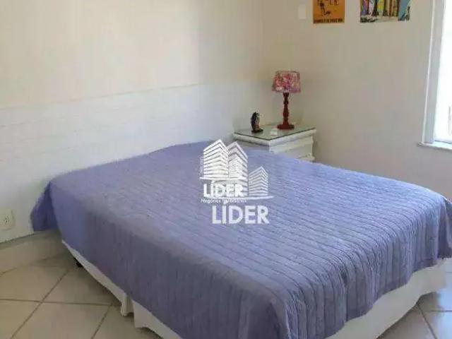Apartamento para Venda em Cabo Frio/RJ Praia do Forte 3 Quartos