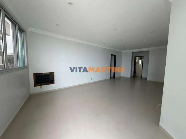 Apartamento para Venda em Cabo Frio/RJ Praia do Forte 3 Quartos