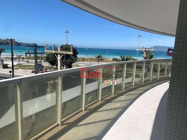 Apartamento para Venda em Cabo Frio/RJ Praia do Forte 3 Quartos