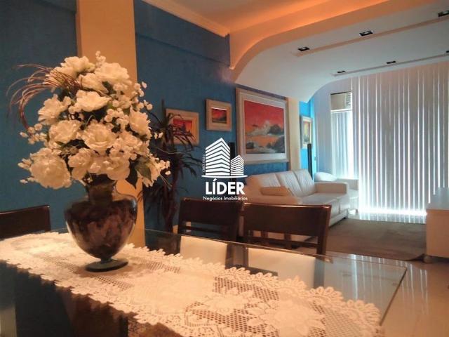 Apartamento para Venda em Cabo Frio/RJ Praia do Forte 3 Quartos