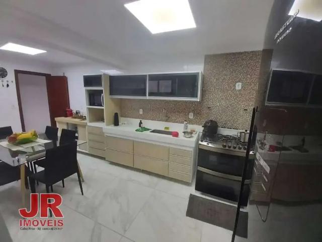 Apartamento para Venda em Cabo Frio/RJ Vila Nova 3 Quartos