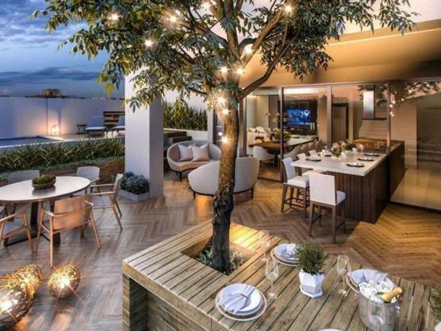 Apartamento para venda em Cabral de 233.00m² com 3 Quartos, 3 Suites e 3 Garagens
