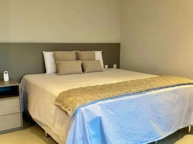 Apartamento para Venda em Camaçari/BA Guarajuba 8 Quartos