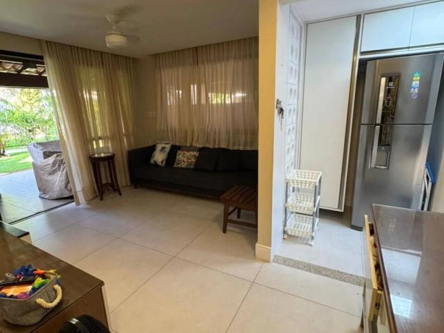 Apartamento para Venda em Camaçari/BA Monte Gordo 3 Quartos
