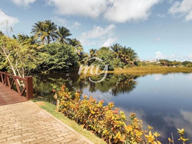 Apartamento para Venda em Camaçari/BA Monte Gordo 5 Quartos