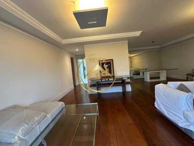 Apartamento para venda em Cambuí de 210.00m² com 4 Quartos, 3 Suites e 3 Garagens