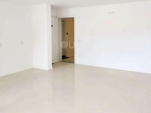 Apartamento para Venda em Camboriú/SC Tabuleiro 2 Quartos