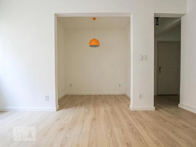 Apartamento para Venda em Campinas/SP Cambuí 2 Quartos