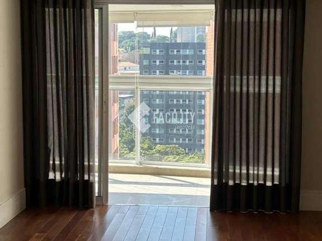 Apartamento para Venda em Campinas/SP Cambuí 2 Quartos