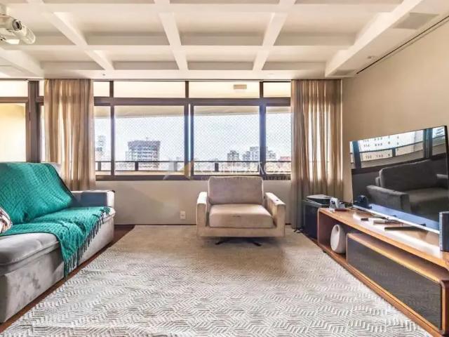 Apartamento para Venda em Campinas/SP Cambuí 3 Quartos