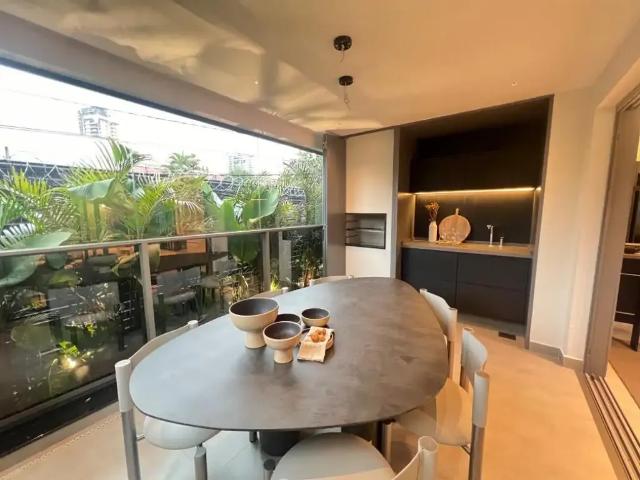 Apartamento para Venda em Campinas/SP Cambuí 4 Quartos
