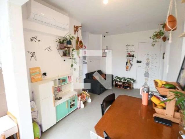 Apartamento para Venda em Campinas/SP Taquaral 2 Quartos