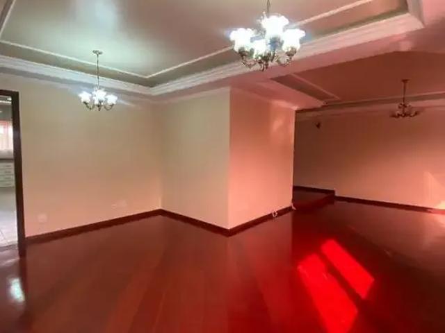 Apartamento para Venda em Campo Mourão/PR Centro 4 Quartos