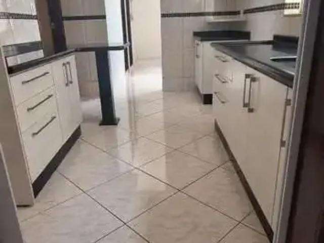 Apartamento para Venda em Campo Mourão/PR Centro 3 Quartos