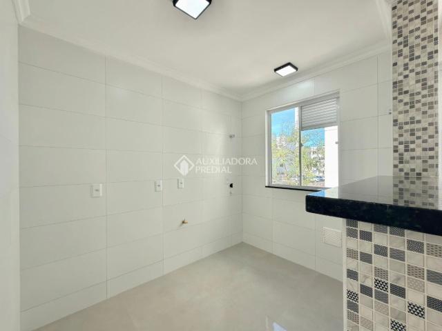 Apartamento para Venda em Campo Largo/PR Jardim Itaqui 2 Quartos