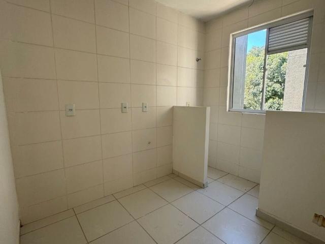 Apartamento para Venda em Campo Largo/PR Jardim Itaqui 2 Quartos