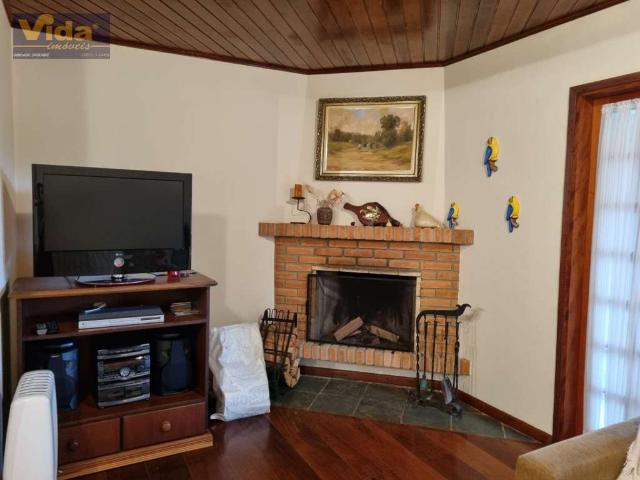 Apartamento para Venda em Campos do Jordão/SP Vila Floresta 3 Quartos