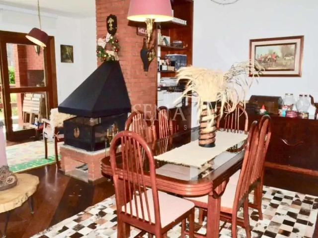 Apartamento para Venda em Campos do Jordão/SP Vila inglesa 2 Quartos