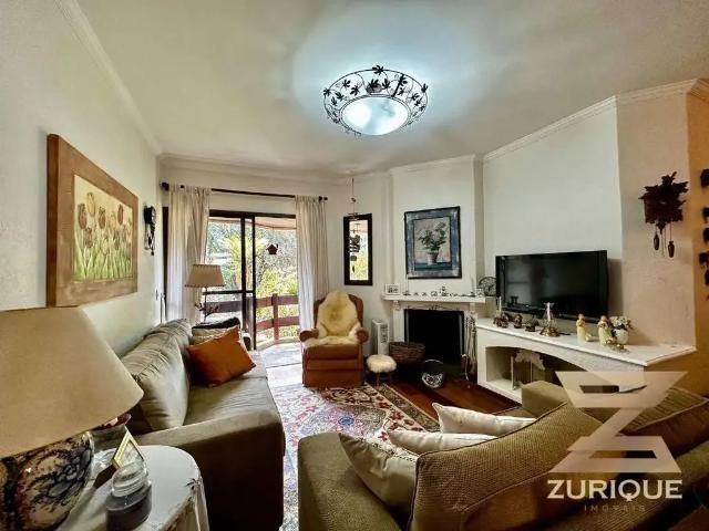 Apartamento para Venda em Campos do Jordão/SP Jardim do Embaixador 3 Quartos
