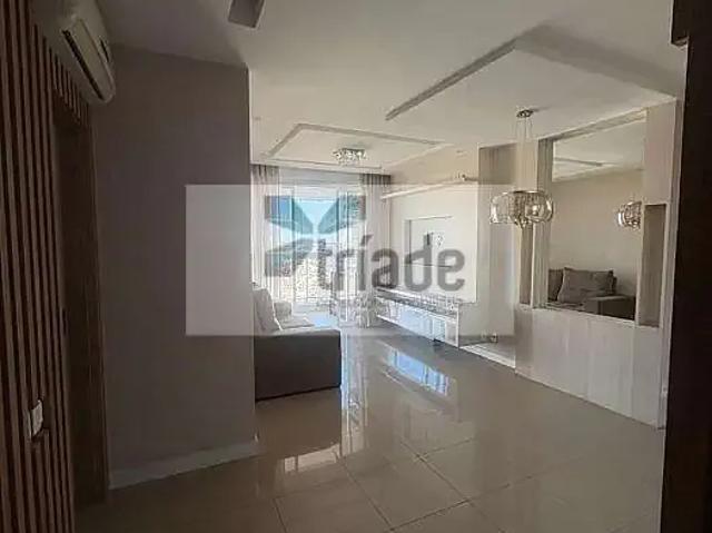 Apartamento para Venda em Campos dos Goytacazes/RJ Centro 4 Quartos