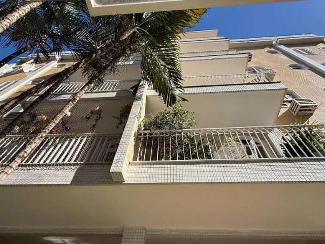 Apartamento para Venda em Campos dos Goytacazes/RJ Centro 2 Quartos