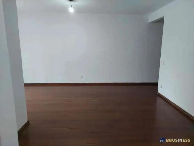 Apartamento para Venda em Campos dos Goytacazes/RJ Centro 3 Quartos
