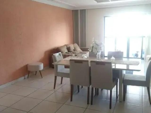 Apartamento para Venda em Campos dos Goytacazes/RJ Centro 3 Quartos