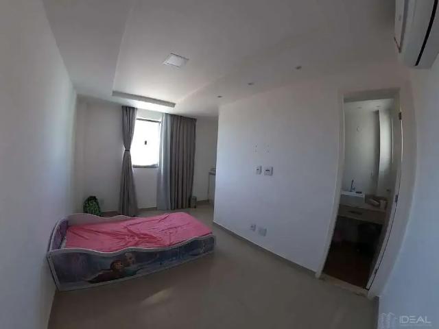 Apartamento para Venda em Campos dos Goytacazes/RJ Flamboyant 4 Quartos