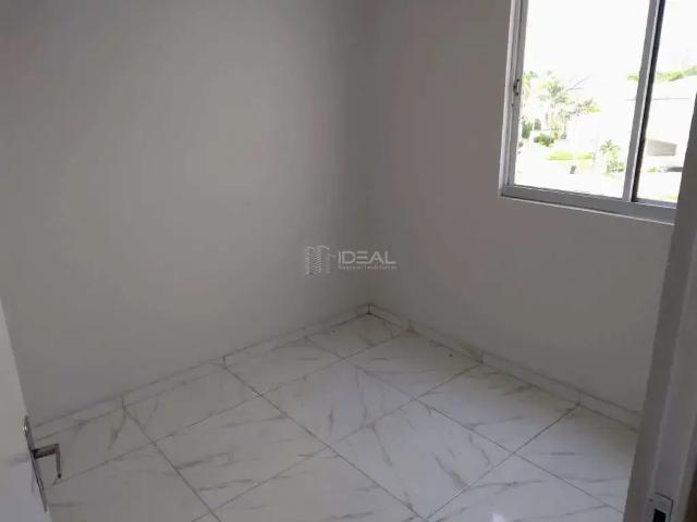 Apartamento para Venda em Campos dos Goytacazes/RJ Parque Califórnia 3 Quartos