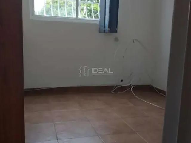 Apartamento para Venda em Campos dos Goytacazes/RJ Parque Califórnia 3 Quartos