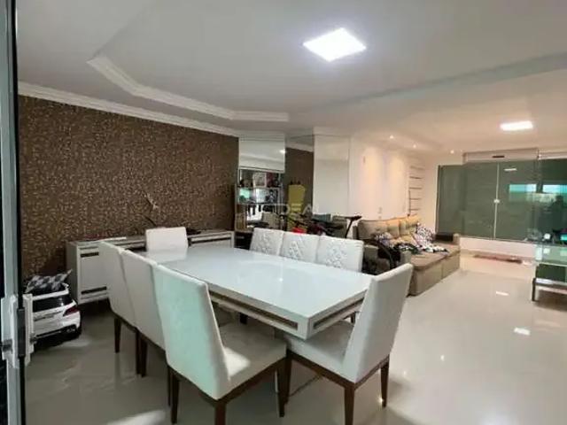 Apartamento para Venda em Campos dos Goytacazes/RJ Parque Fundão 3 Quartos