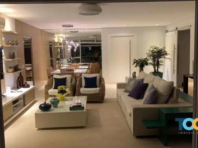 Apartamento para Venda em Caraguatatuba/SP Centro 4 Quartos