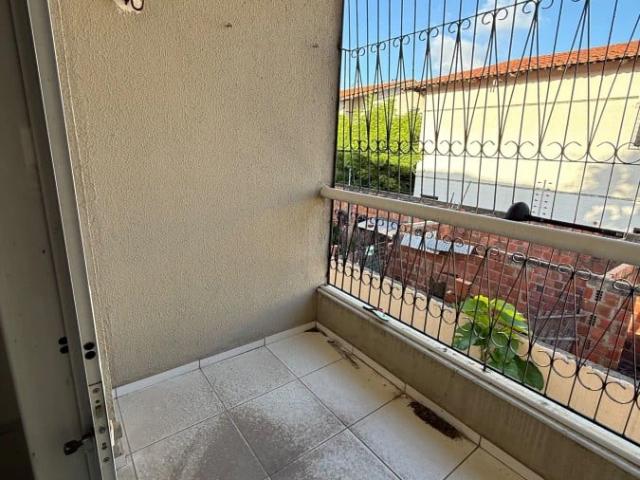 Apartamento para Venda em Caucaia/CE Centro 2 Quartos