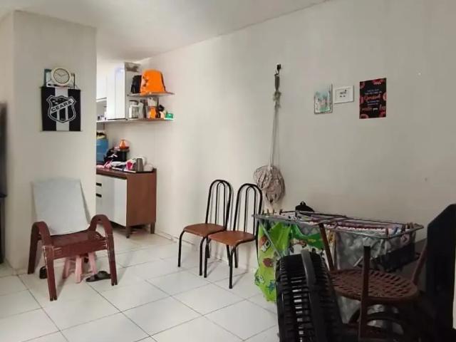 Apartamento para Venda em Caucaia/CE Paumirim 2 Quartos