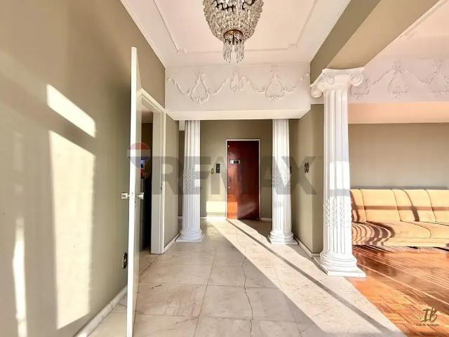 Apartamento para Venda em Caxias do Sul/RS Centro 4 Quartos