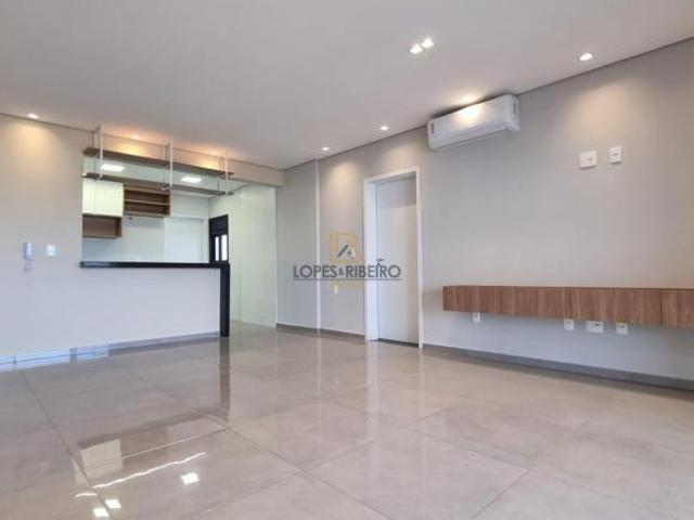 Apartamento para venda em Centro de 132.00m² com 3 Quartos, 3 Suites e 3 Garagens