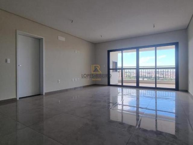 Apartamento para venda em Centro de 132.00m² com 3 Quartos, 3 Suites e 3 Garagens