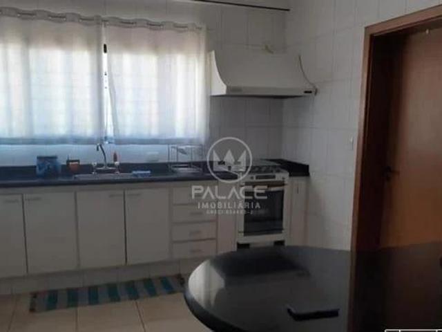 Apartamento para venda em Centro de 138.00m² com 2 Quartos, 1 Suite e 1 Garagem