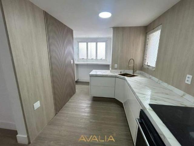 Apartamento para venda em Centro de 157.00m² com 4 Quartos, 2 Suites e 2 Garagens