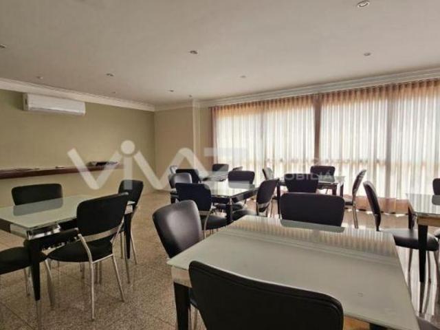 Apartamento para venda em Centro de 170.00m² com 4 Quartos, 4 Suites e 3 Garagens
