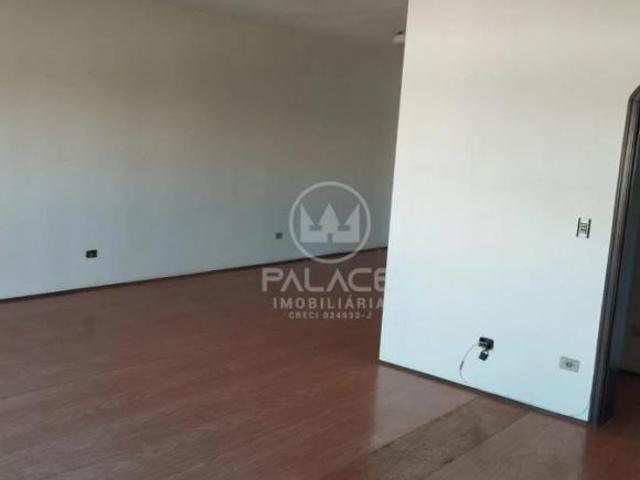 Apartamento para venda em Centro de 183.00m² com 2 Quartos, 1 Suite e 1 Garagem