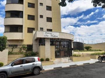 Apartamento para venda em Centro de 193.00m² com 4 Quartos, 2 Suites e 2 Garagens