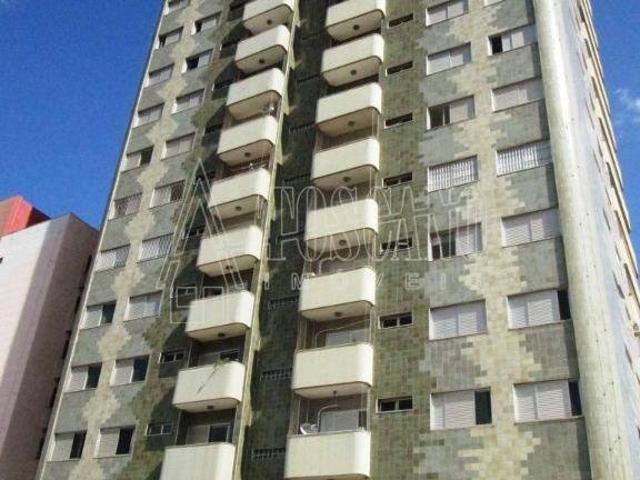 Apartamento para venda em Centro de 203.00m² com 4 Quartos, 1 Suite e 2 Garagens