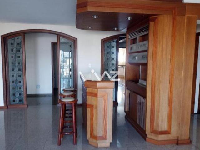 Apartamento para venda em Centro de 292.00m² com 3 Quartos, 1 Suite e 1 Garagem