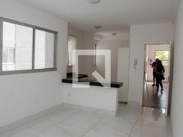 Apartamento para Venda em Contagem/MG Cabral 2 Quartos