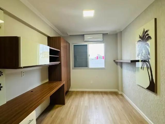 Apartamento para Venda em Criciúma/SC Comerciário 3 Quartos