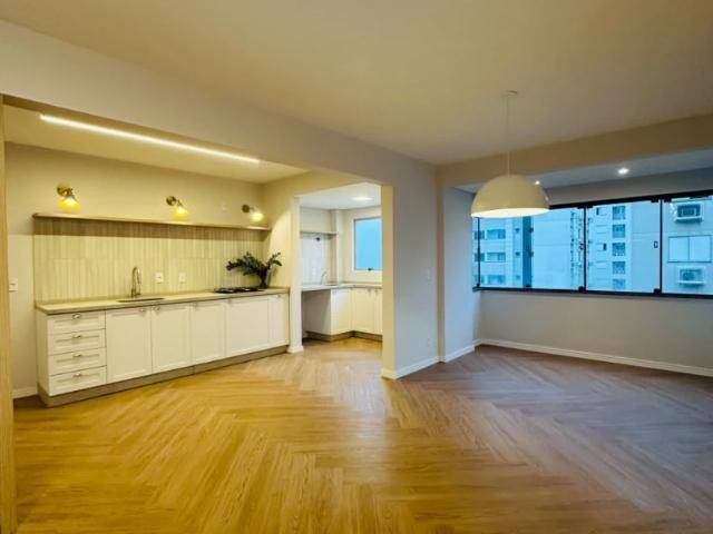 Apartamento para Venda em Criciúma/SC Centro 3 Quartos